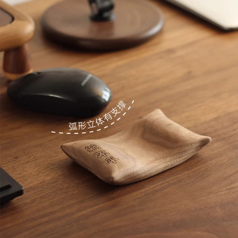 🖱️ Solid wood wrist rest pad – For uncompromising comfort